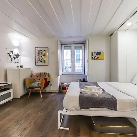 Portucale ! Bairro Alto Loft 리스본