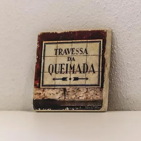 Portucale ! Bairro Alto Loft * 리스본